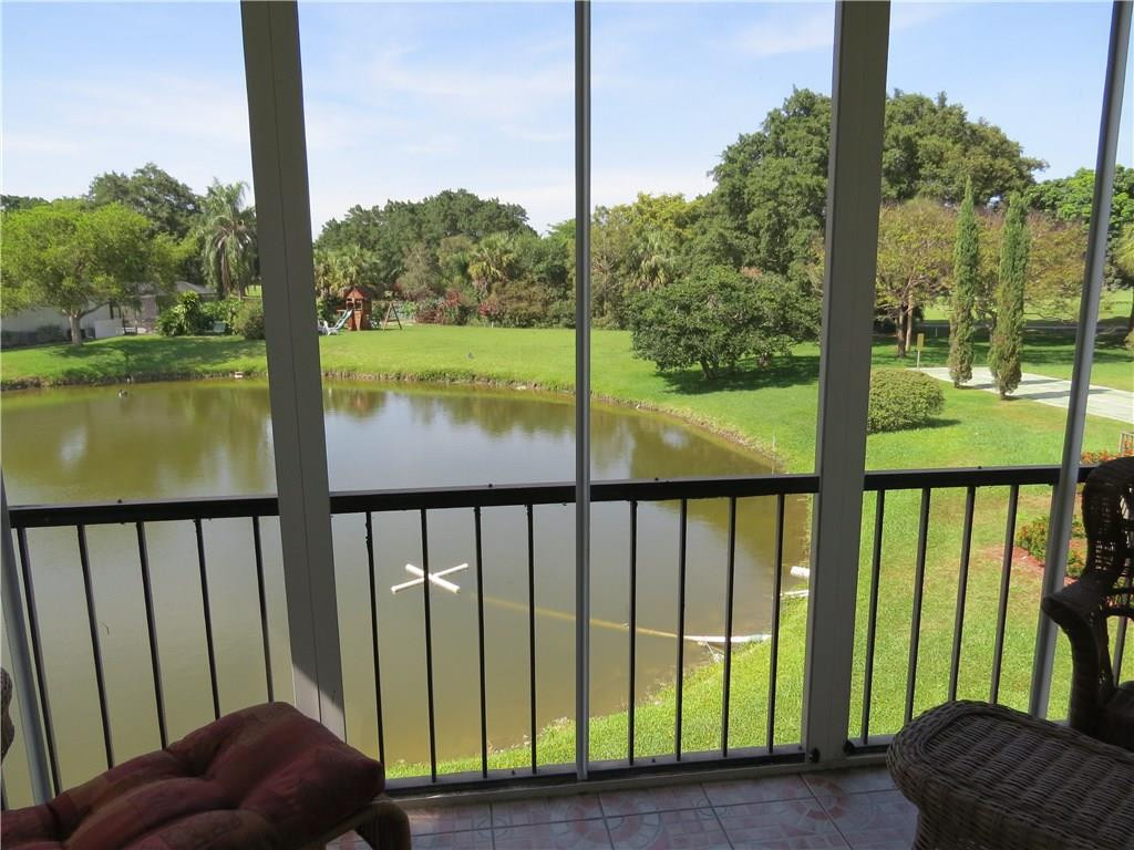 8951 North New River Canal Road, Unit 2D Plantation, FL 33324 - Photo 2 of 35 Photo 2