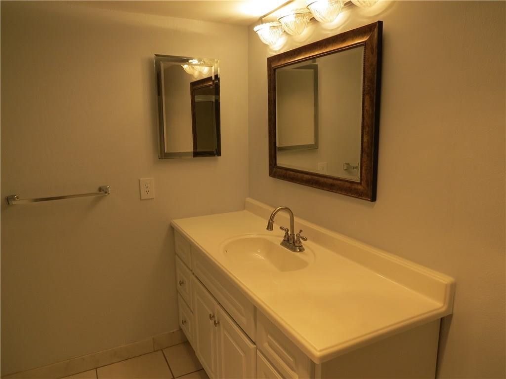 8951 North New River Canal Road, Unit 2D Plantation, FL 33324 - Photo 29 of 35 Photo 29