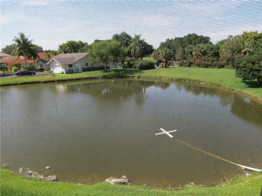 8951 North New River Canal Road, Unit 2D Plantation, FL 33324 - Photo 6 of 35 Photo 6