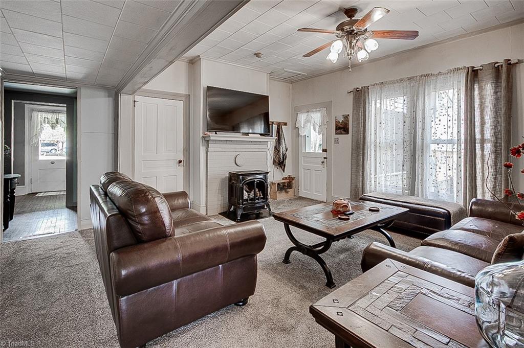 303 Coleridge Road Ramseur, NC 27316 - Photo 4 of 36 Living Room