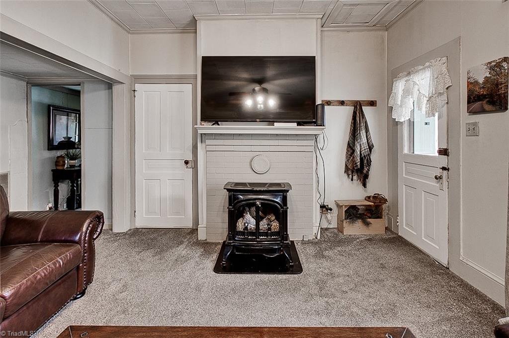 303 Coleridge Road Ramseur, NC 27316 - Photo 5 of 36 Living Room