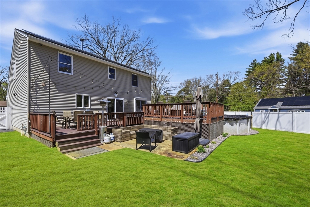 33 Winding Lane Springfield, MA 01118 - Photo 36 of 42