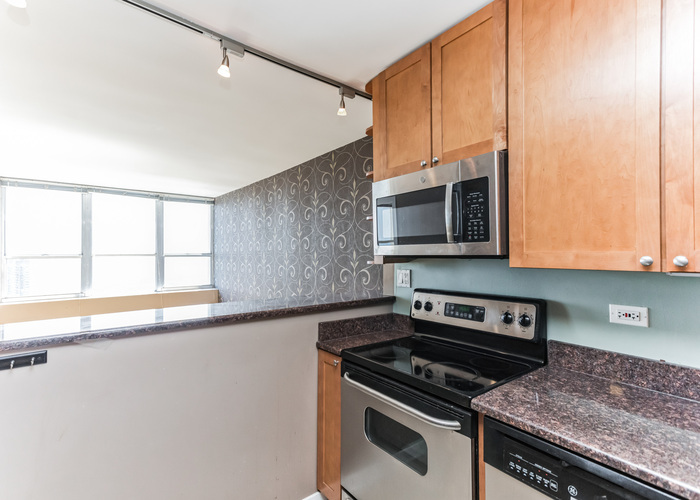 655 West Irving Park Road, Unit 5007 Chicago, IL 60613 - Photo 23 of 26 Gallery Image 23