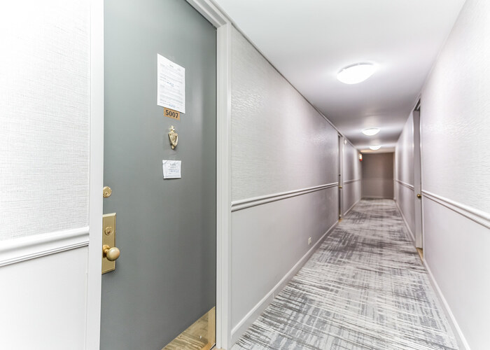 655 West Irving Park Road, Unit 5007 Chicago, IL 60613 - Photo 6 of 26 Gallery Image 6