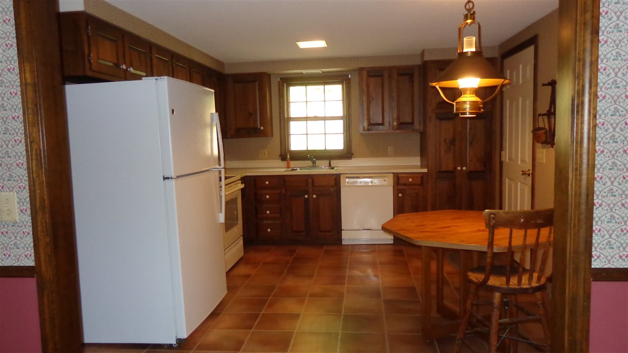 276 Prospect Hill Road Sunapee, NH 03782 - Photo 3 of 14