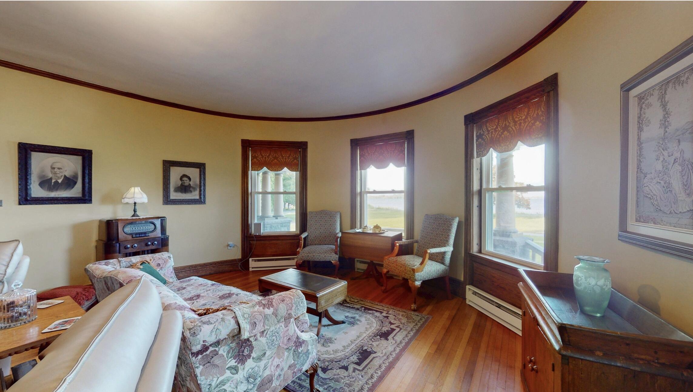 250 Lake Street Rouses Point, NY 12979 - Photo 15 of 69