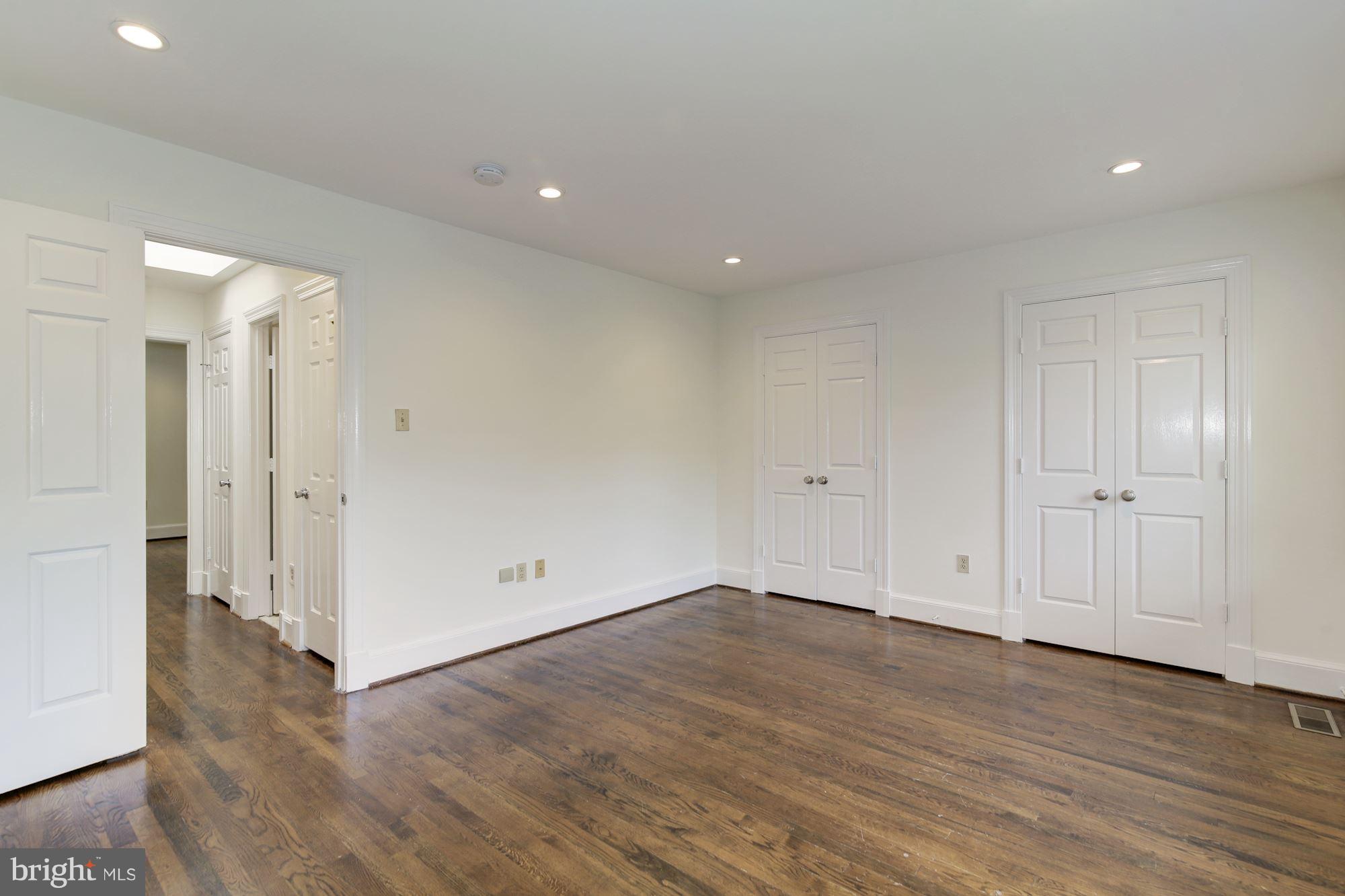 3917 Georgetown Court Northwest Washington, DC 20007 - Photo 19 of 30 Bedroom