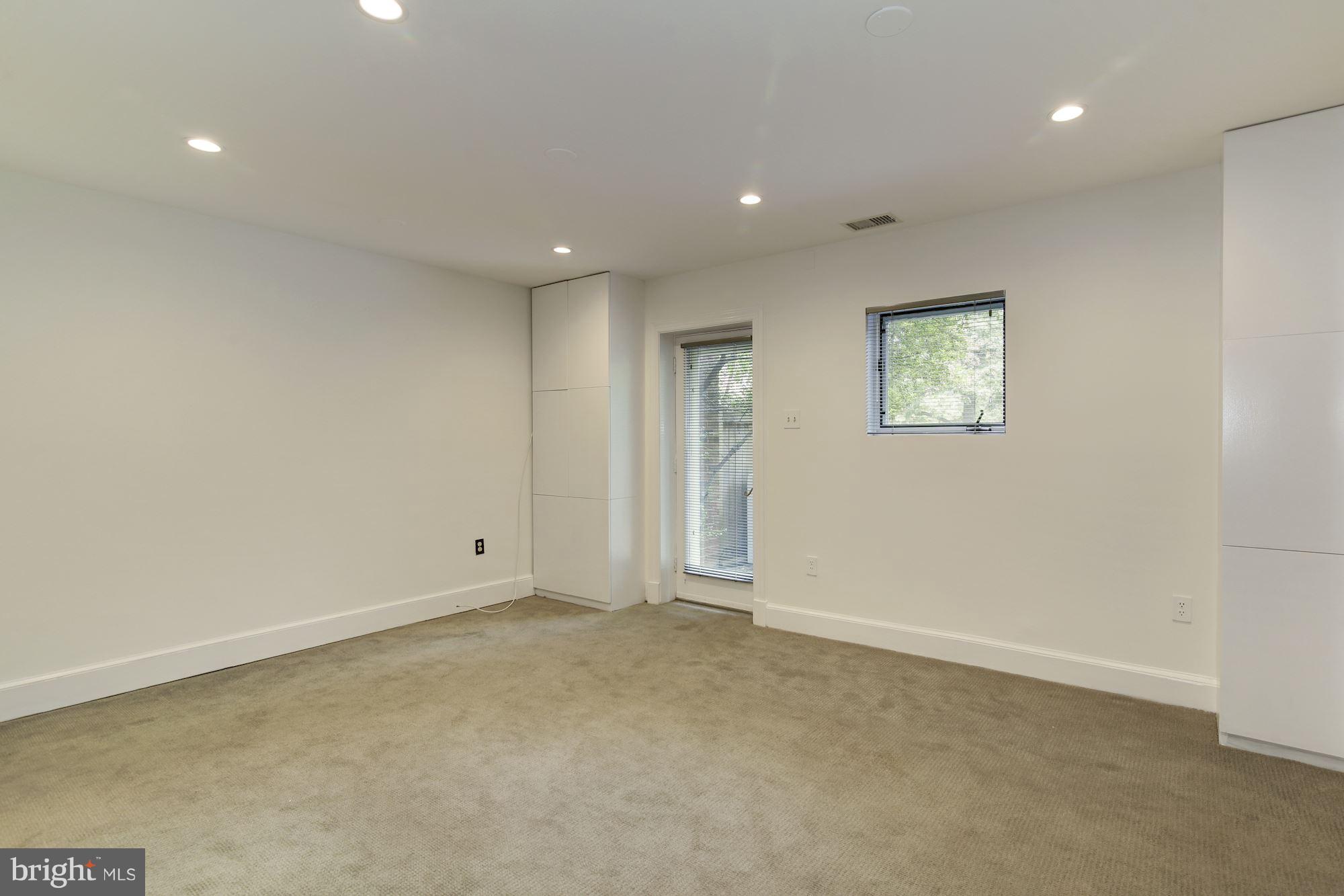 3917 Georgetown Court Northwest Washington, DC 20007 - Photo 22 of 30 Interior (General)