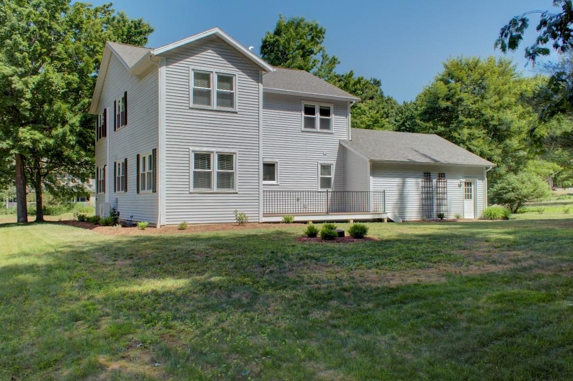 494 North Harbor Road Colchester, VT 05446 - Photo 9 of 40 Gallery Image 9