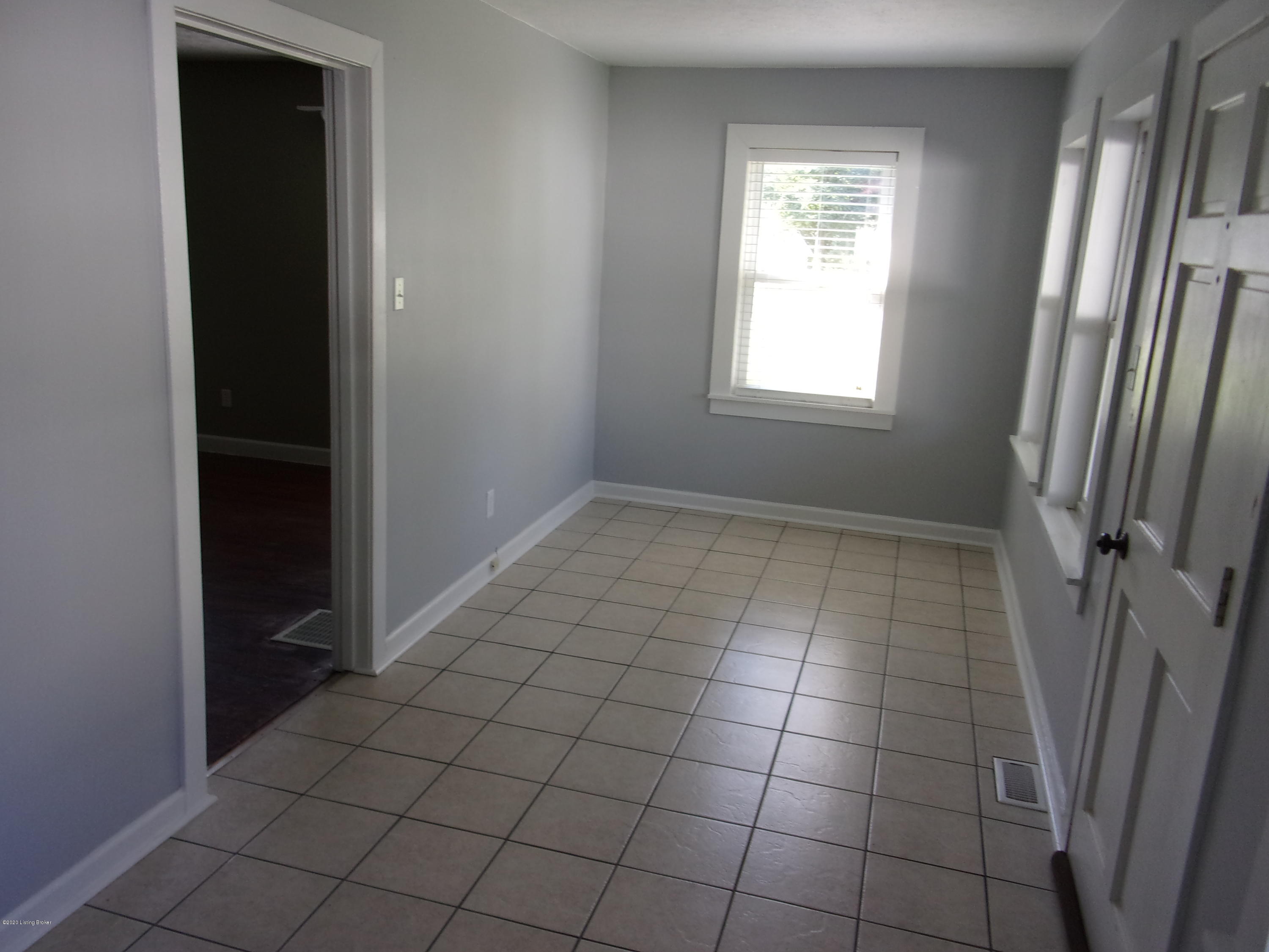 5764 Lawrenceburg Road Chaplin, KY 40012 - Photo 14 of 34 101_0953