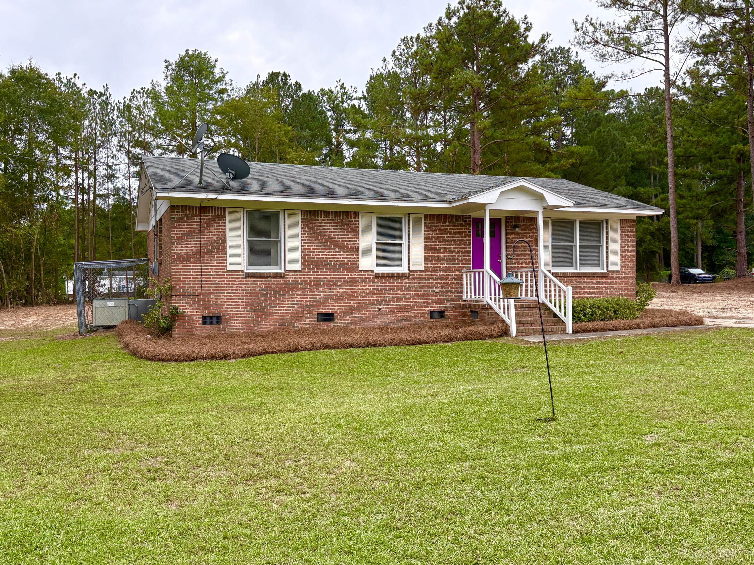 154 Nash Road Bishopville, SC 29010 - Photo 2 of 21 IMG_2004