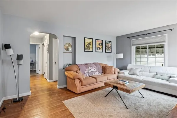 $2,600 | 839 Elmwood Avenue, Rochester, NY 14620