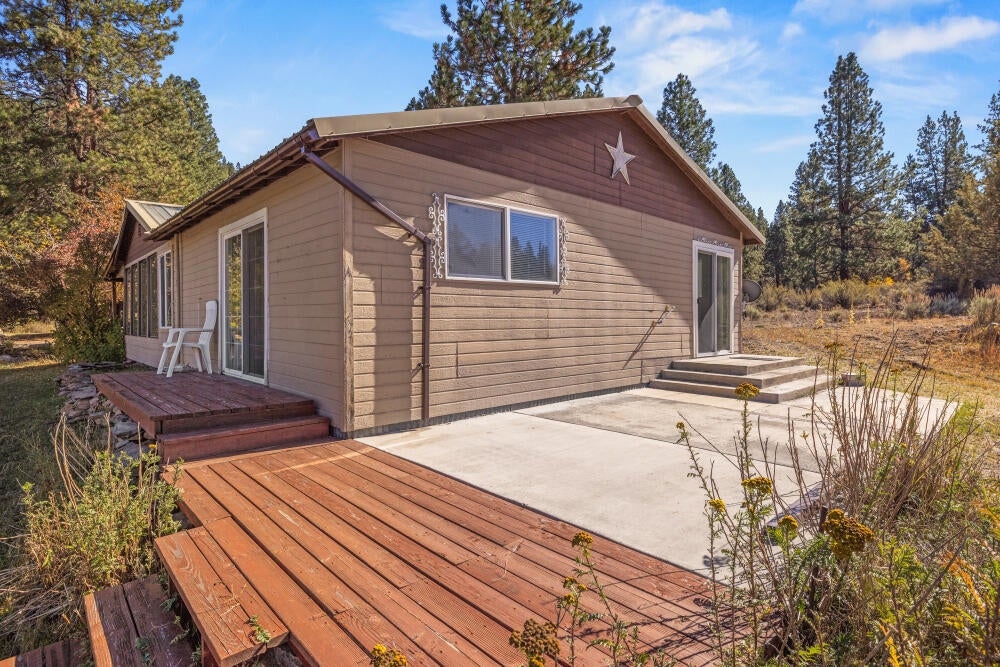 37220 Chiloquin Ridge Road Chiloquin, OR 97624 - Photo 28 of 60 37220ChiloquinRidgeRd-36