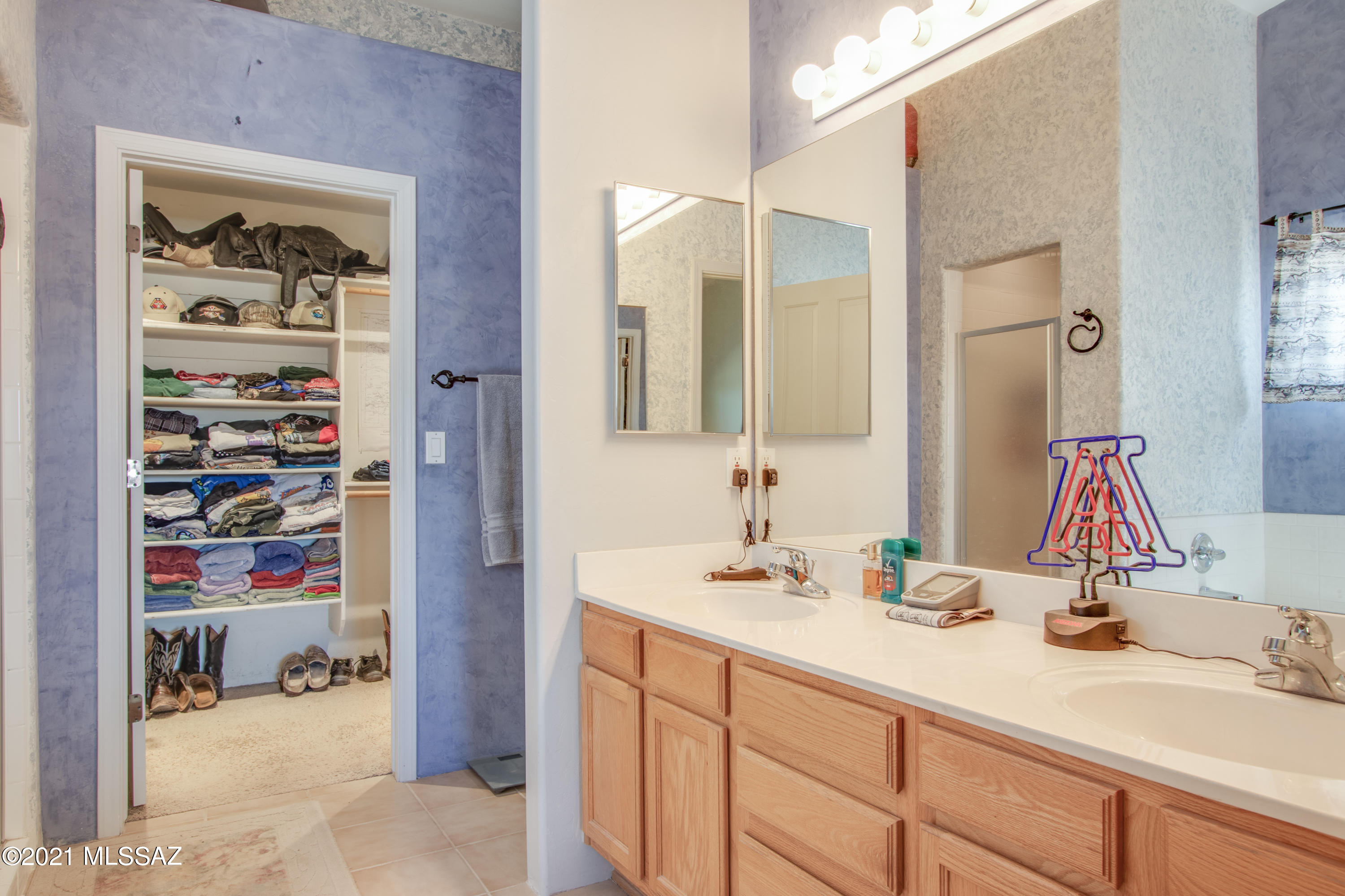 1924 West Thunder Road Vail, AZ 85641 - Photo 15 of 44 Gallery Image 15