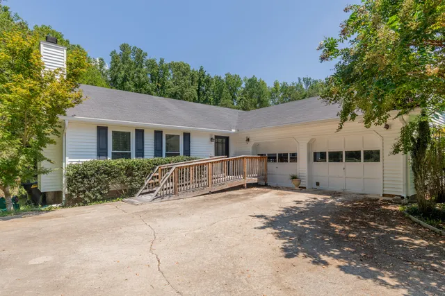 $300,000 | 6023 Morning Glory Drive, Harrison, TN 37341