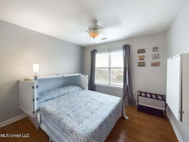 $209,000 | 2421 Beachview Drive, Unit B1, Ocean Springs, MS 39564