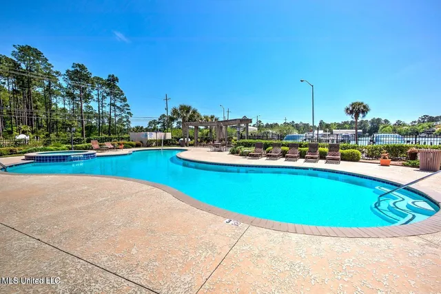 $209,000 | 2421 Beachview Drive, Unit B1, Ocean Springs, MS 39564