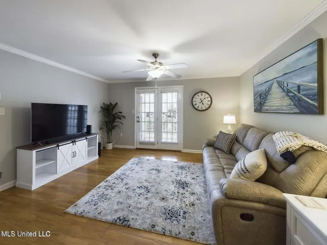 $209,000 | 2421 Beachview Drive, Unit B1, Ocean Springs, MS 39564