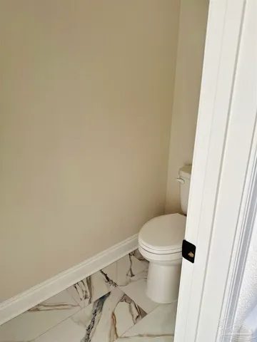 $328,998 | 7929 Twin Lake Drive, Milton, FL 32583