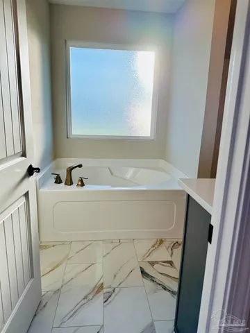 $328,998 | 7929 Twin Lake Drive, Milton, FL 32583