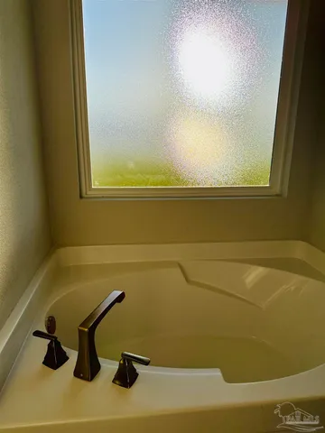 $328,998 | 7929 Twin Lake Drive, Milton, FL 32583