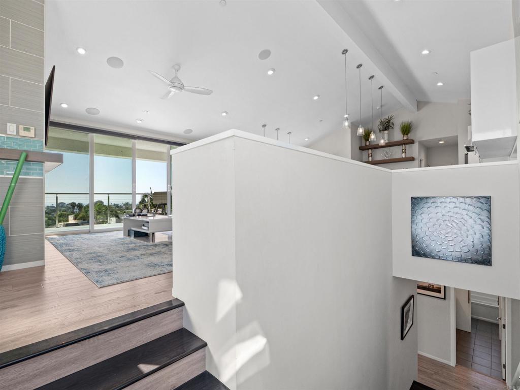 1044 Arcadia Road Encinitas, CA 92024 - Photo 12 of 54