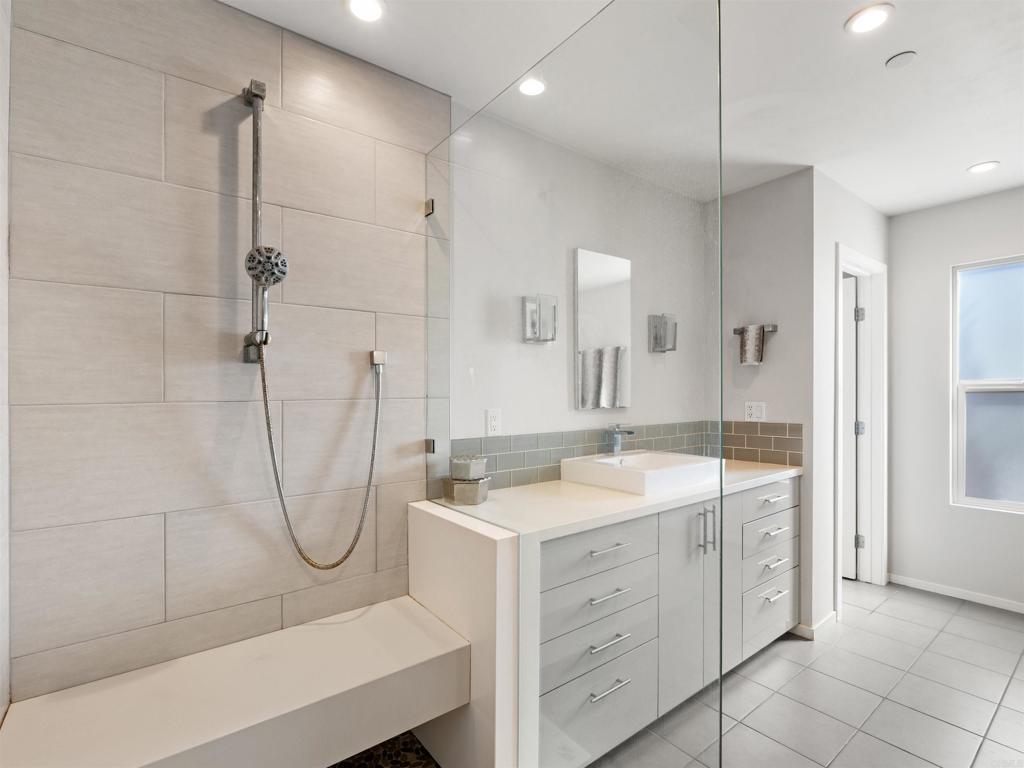 1044 Arcadia Road Encinitas, CA 92024 - Photo 29 of 54