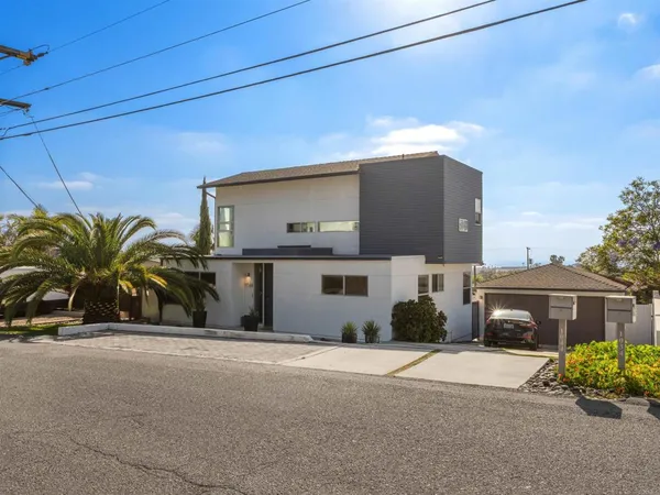 $2,749,000 | 1044 Arcadia Road, Encinitas, CA 92024