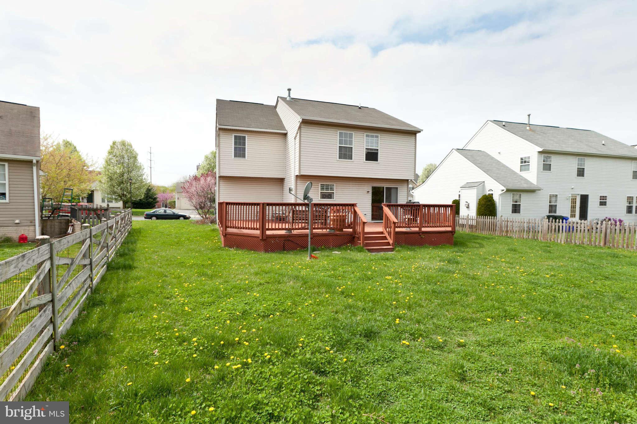 814 Aztec Drive Frederick, MD 21701 - Photo 14 of 22 Spacious backyard