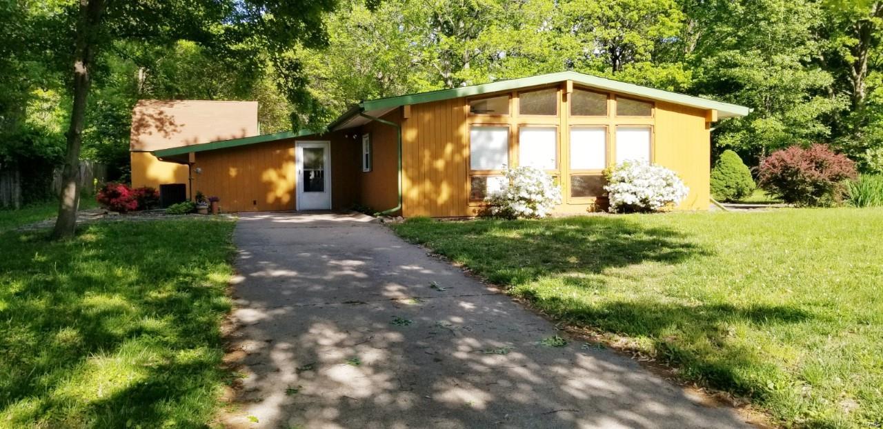 4274 Bohm School Road Edwardsville, IL 62025 - Photo 3 of 28