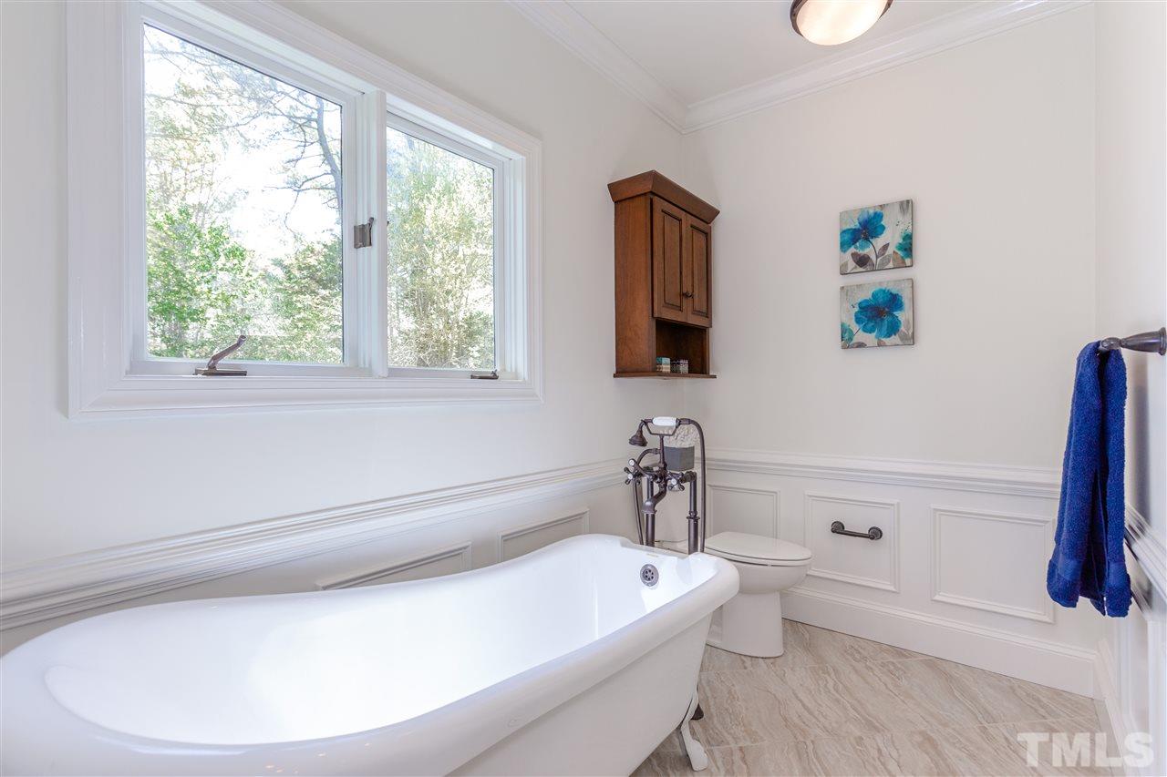 11005 Honeycutt Road Raleigh, NC 27614 - Photo 14 of 30