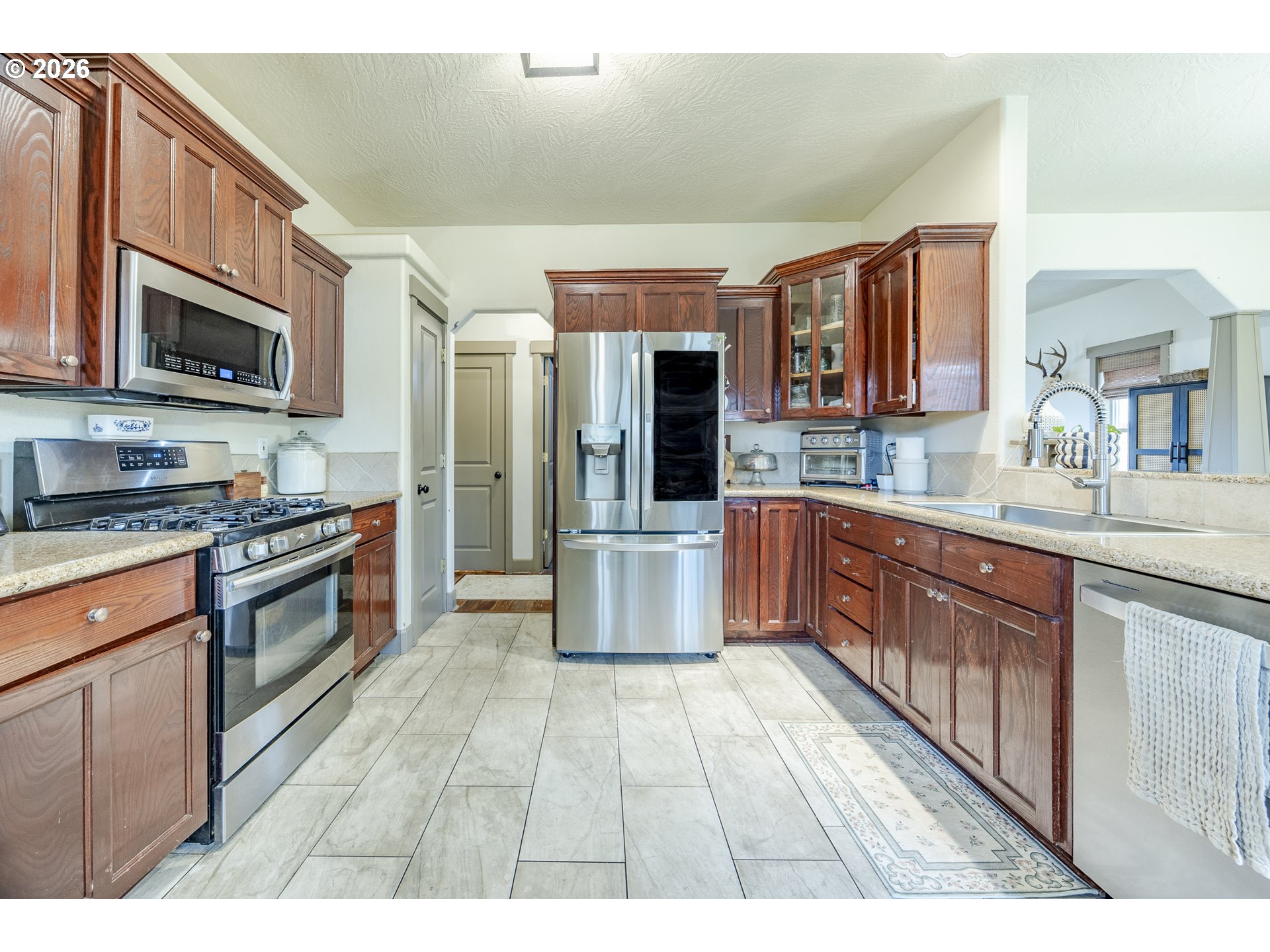 6885 Simeon Drive Springfield, OR 97478 - Photo 19 of 47