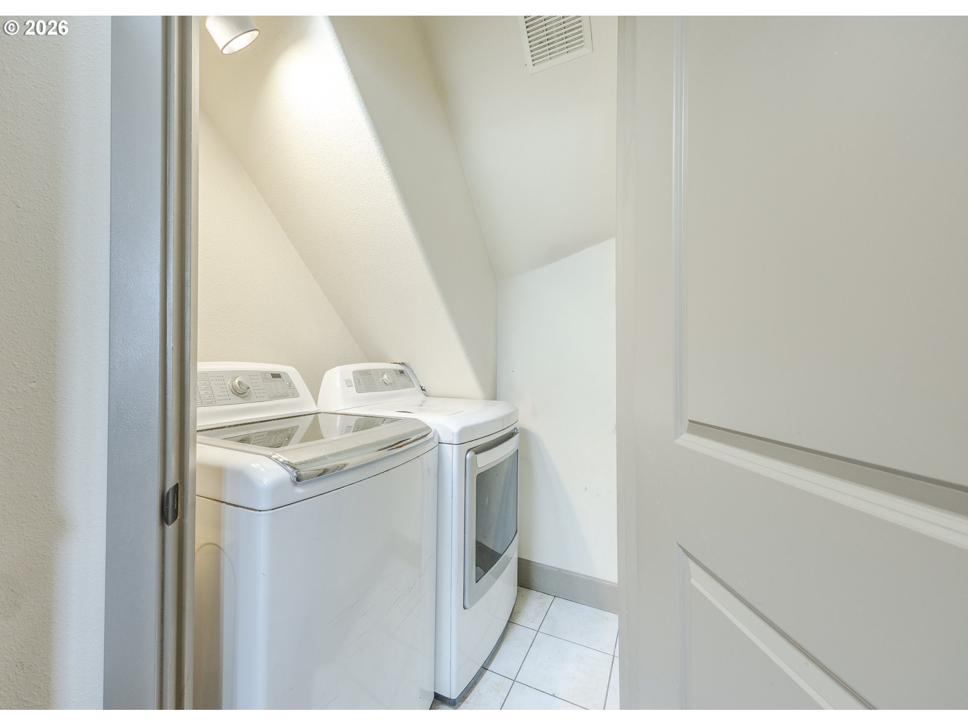 6885 Simeon Drive Springfield, OR 97478 - Photo 38 of 47