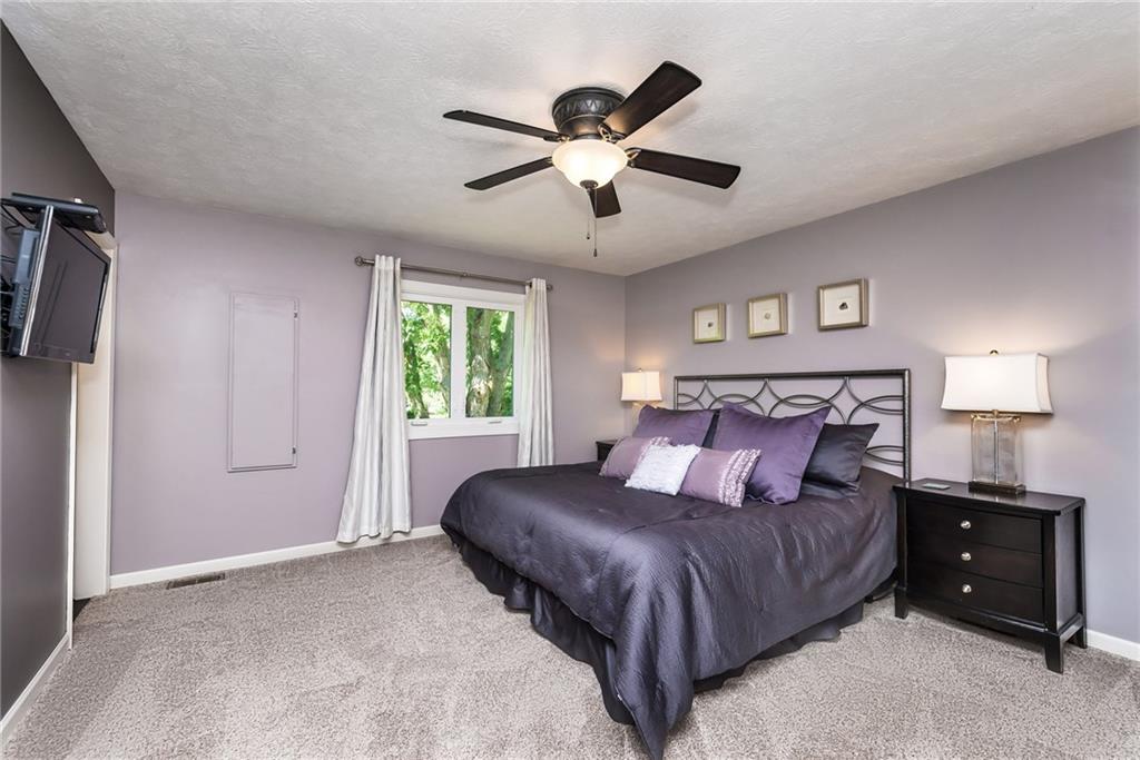 8036 Castle Lake Road Indianapolis, IN 46256 - Photo 14 of 39 Gallery Image 14