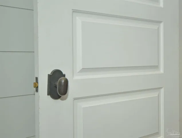 a close up of a shower