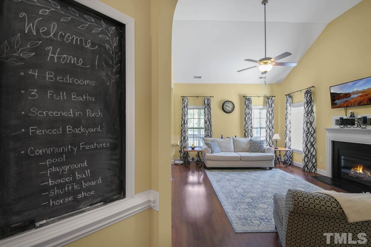 440 Lone Pine Loop Fuquay-Varina, NC 27526 - Photo 4 of 28