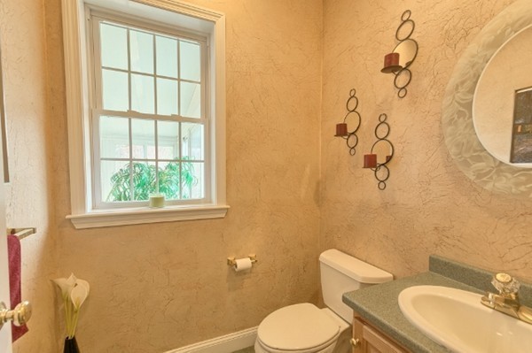 47 Hadley Road Pepperell, MA 01463 - Photo 13 of 28 Gallery Image 13