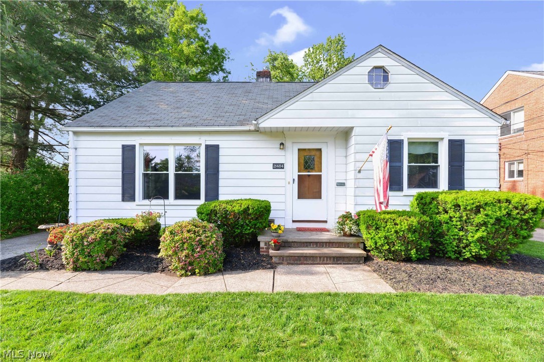 21484 Eaton Road Cleveland, OH 44126 - Photo 1 of 35 Gallery Image 1