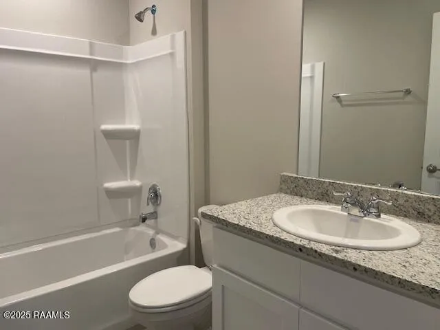 $267,500 | 1507 Highland Drive, New Iberia, LA 70560