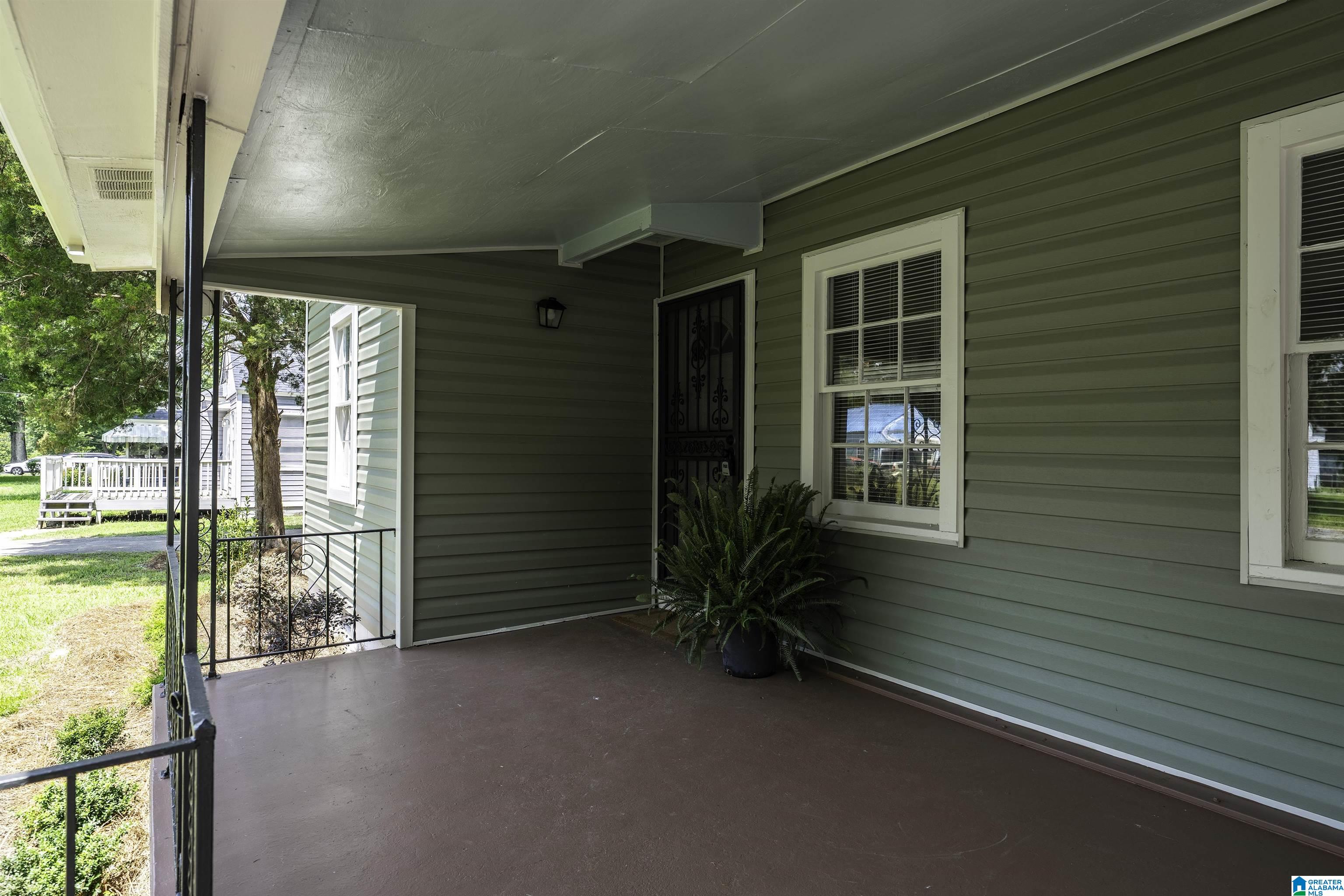 527 Selma Road Bessemer, AL 35020 - Photo 4 of 24
