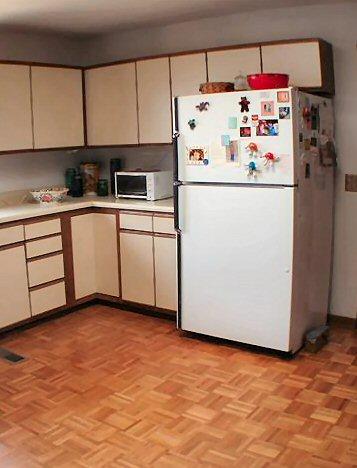 2753 Summit Ridge Road Northeast Roanoke, VA 24012 - Photo 13 of 18 Kitchen View