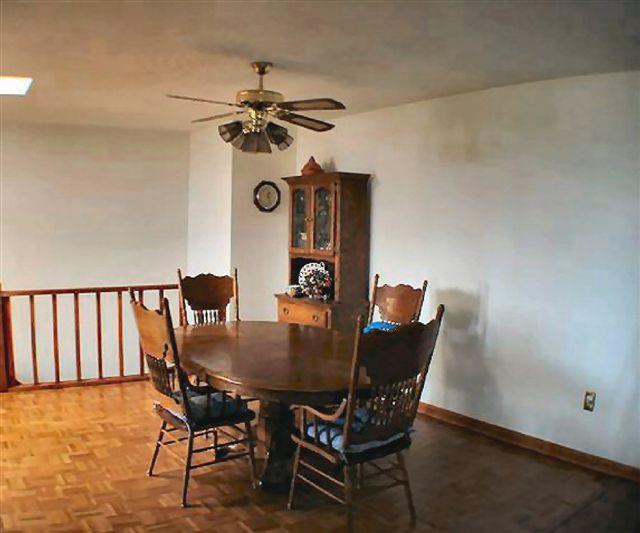 2753 Summit Ridge Road Northeast Roanoke, VA 24012 - Photo 14 of 18 Dining Area