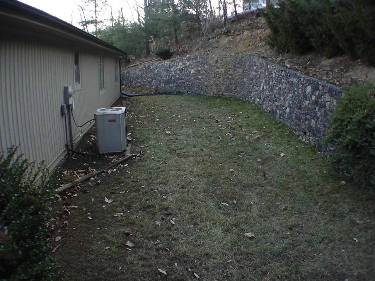 2753 Summit Ridge Road Northeast Roanoke, VA 24012 - Photo 4 of 18 Rear of Home