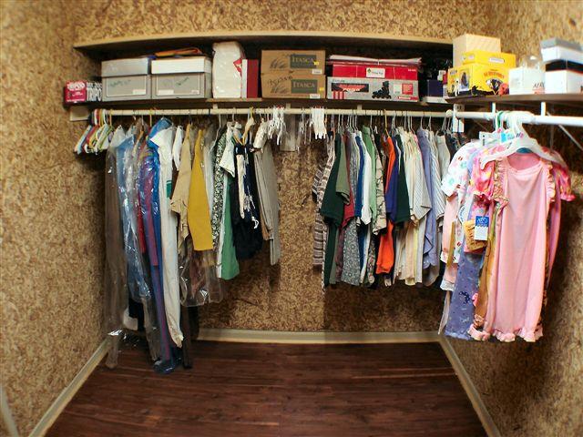 2753 Summit Ridge Road Northeast Roanoke, VA 24012 - Photo 8 of 18 Cedar Closet