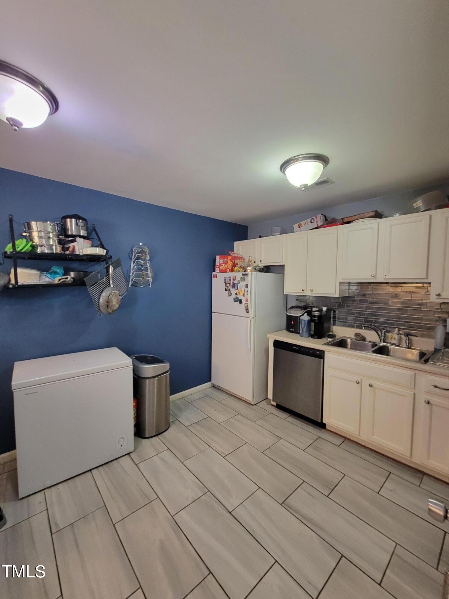 8610 Neuse Landing Lane, Unit 110 Raleigh, NC 27616 - Photo 4 of 13 20240815_165523 (1)
