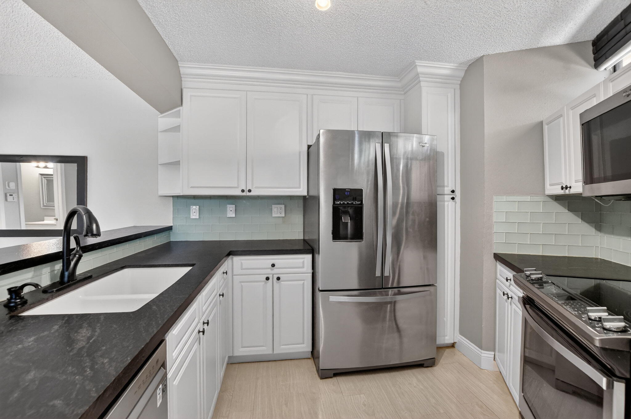 8099 Severn Drive, Unit D Boca Raton, FL 33433 - Photo 38 of 52 38-web-or-mls-DSC_5862