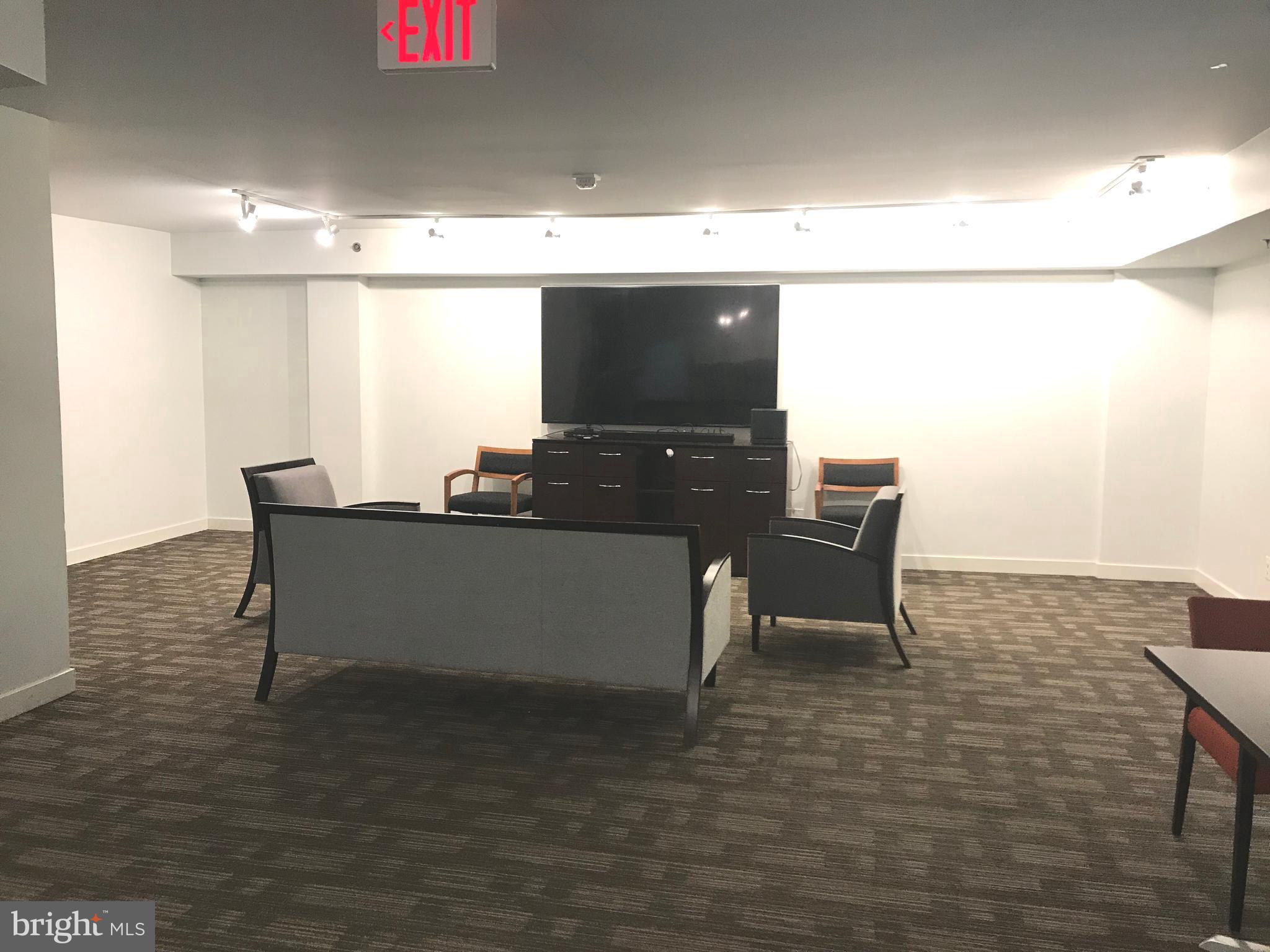 5101 River Road, Unit 904 Bethesda, MD 20816 - Photo 22 of 27 Community , Kenwood Room