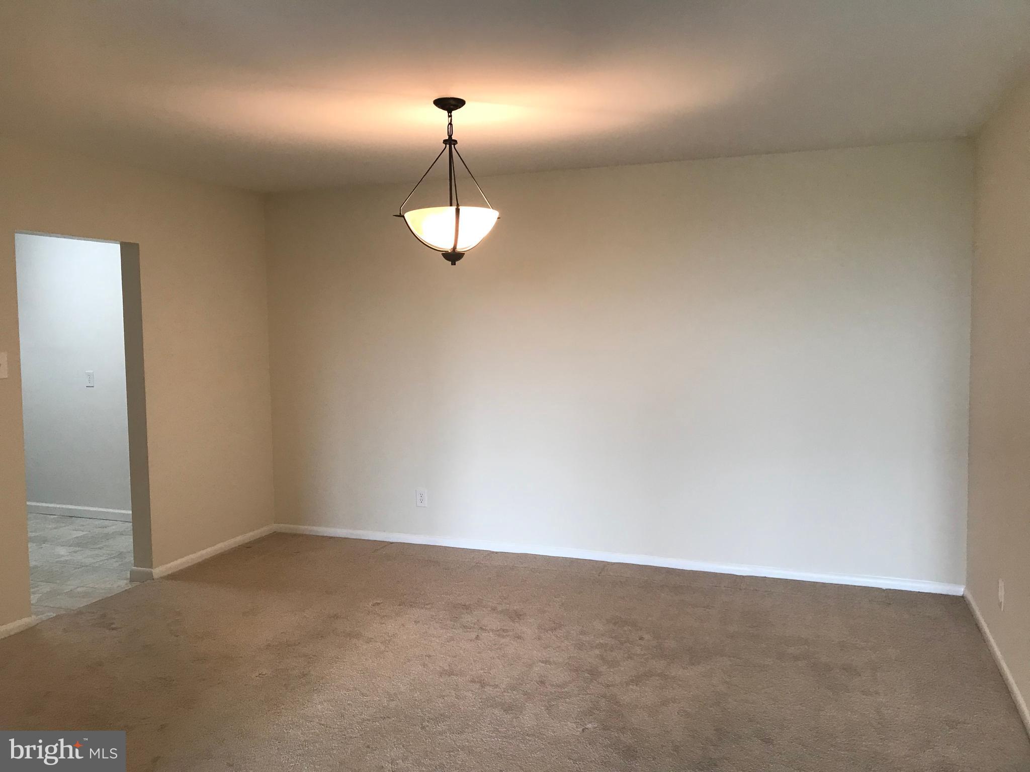 5101 River Road, Unit 904 Bethesda, MD 20816 - Photo 5 of 27 Dining Room