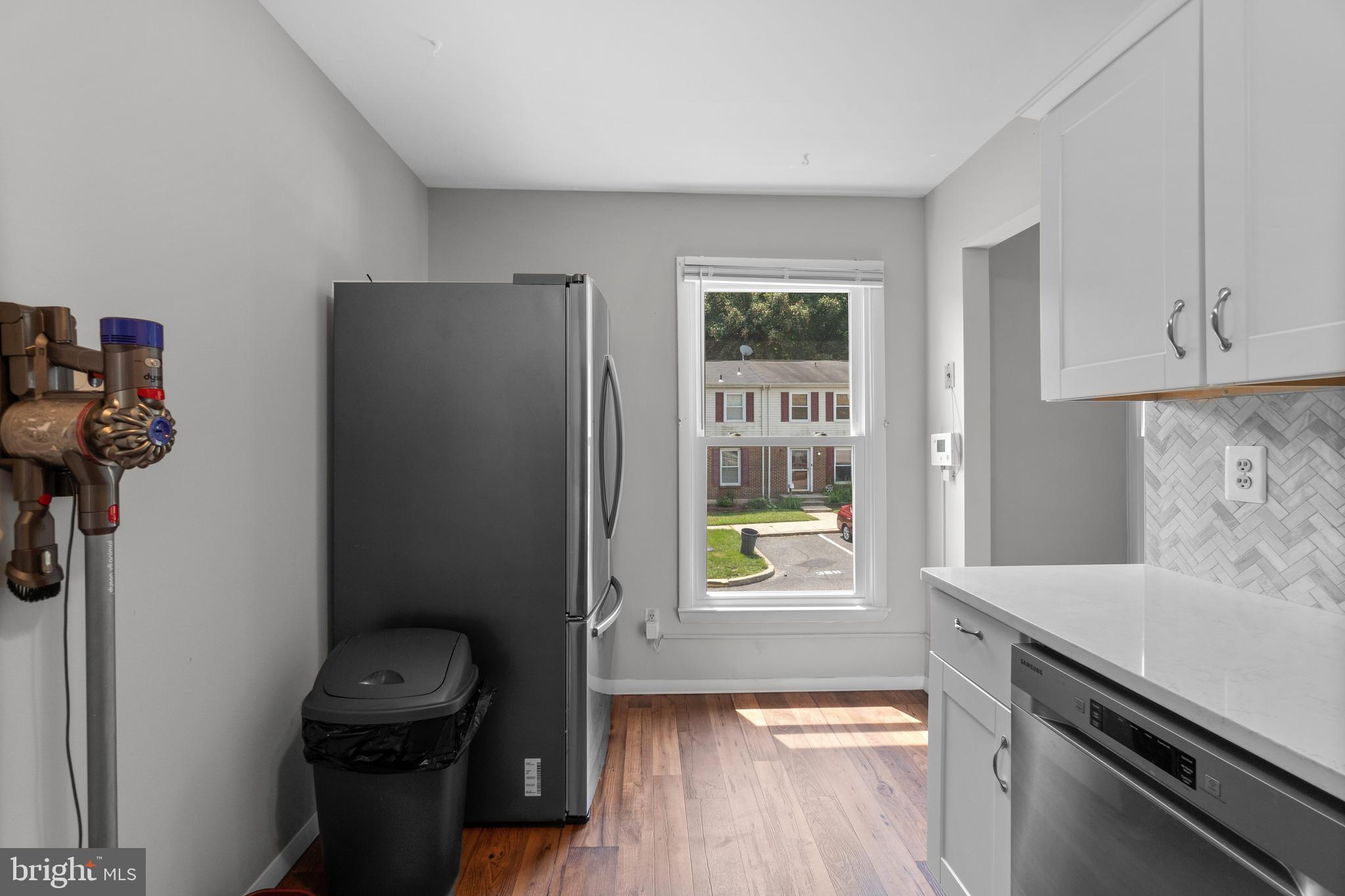 8201 Mitnick Road Baltimore, MD 21236 - Photo 13 of 29 Kitchen