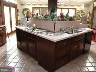 923 Roelofs Road Yardley, PA 19067 - Photo 4 of 6 Gallery Image 4
